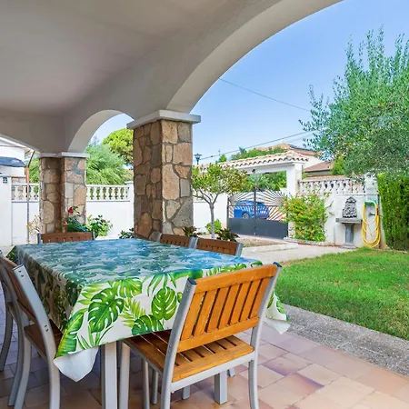 Holiday home Creixell *